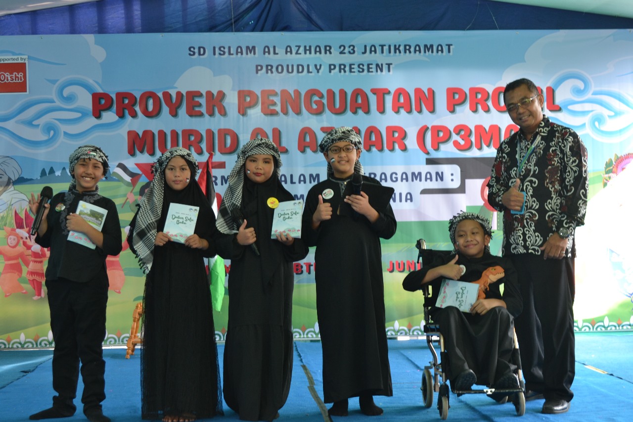 SDIA 23 Jatikramat Menulis untuk Palestina: Dari Ruang Kelas Menuju Aksi Kemanusiaan